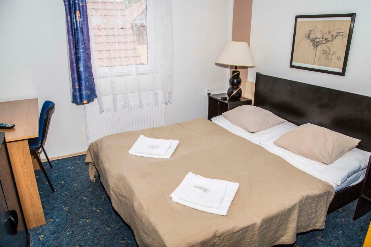 Hotel U Lip Trojanovice Frenštát pod Radhoštěm エクステリア 写真