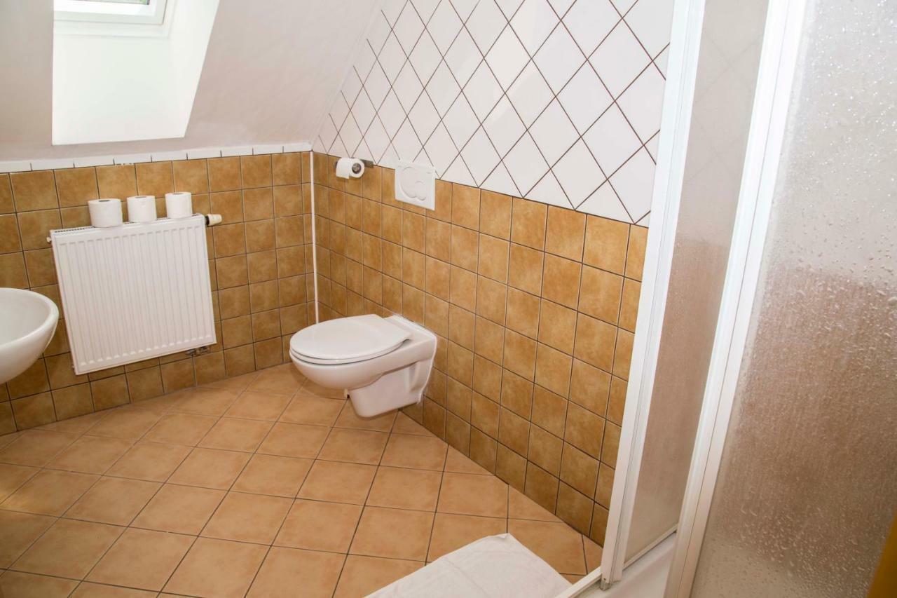 Hotel U Lip Trojanovice Frenštát pod Radhoštěm エクステリア 写真